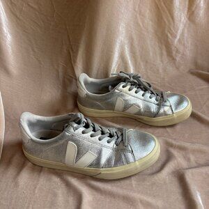 Veja Campo Leather Silver White Lace Up Sneakers Size 10